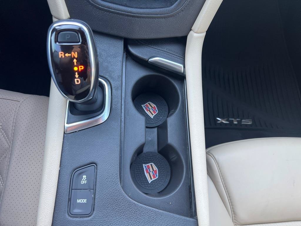 Used 2018 Cadillac XT5 Premium Luxury FWD image 29