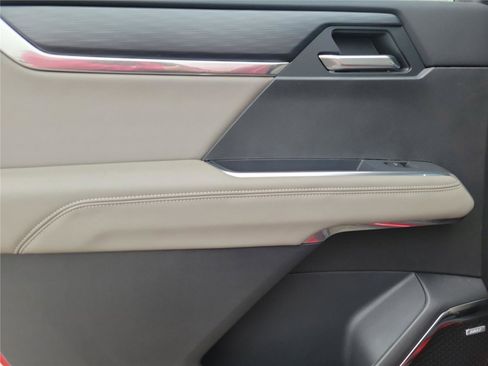 New 2026 GMC Acadia Elevation w/ Black Edition FWD image 15