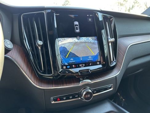 Certified 2023 Volvo XC60 B5 Plus w/ Climate Package image 24