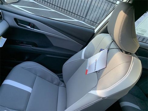 New 2026 Toyota Camry SE image 29