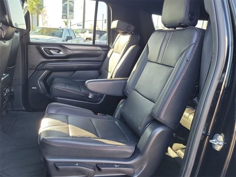 Certified 2023 Chevrolet Suburban RST w/ Sport Performance Package image 26