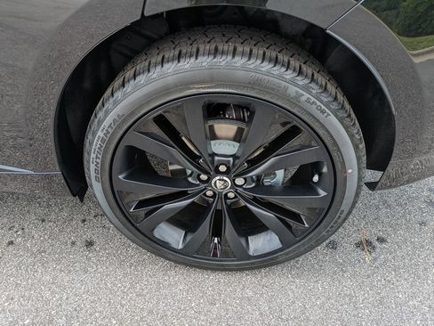 New 2026 Jaguar F-PACE R-Dynamic S image 31