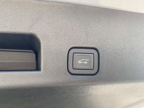 New 2026 Chevrolet Traverse LT w/ Driver Confidence Package image 12