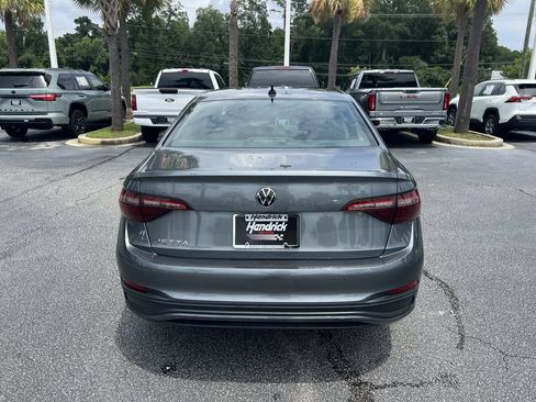 Used 2024 Volkswagen Jetta S FWD image 9