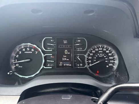 Used 2018 Toyota Tundra SR5 AWD/4WD image 18