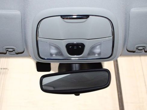 Used 2022 Jeep Cherokee Trailhawk image 28