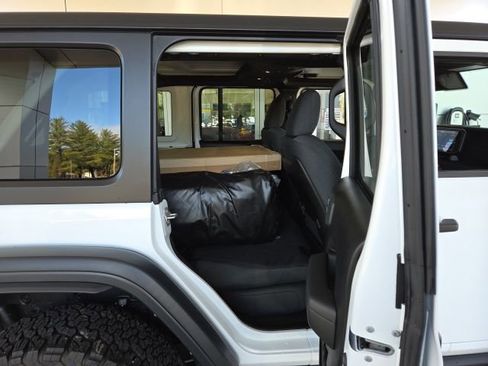 Used 2024 Jeep Wrangler Unlimited Rubicon w/ XTREMEE 35" Tire Package image 57