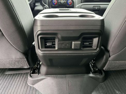 Used 2021 Chevrolet Silverado 1500 RST image 15