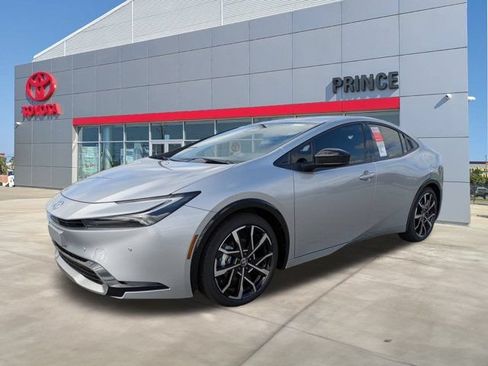 New 2025 Toyota Prius Plug-In Hybrid FWD image 8