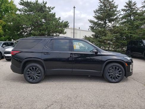 Used 2023 Chevrolet Traverse RS w/ LPO, Floor Liner Package AWD/4WD image 7