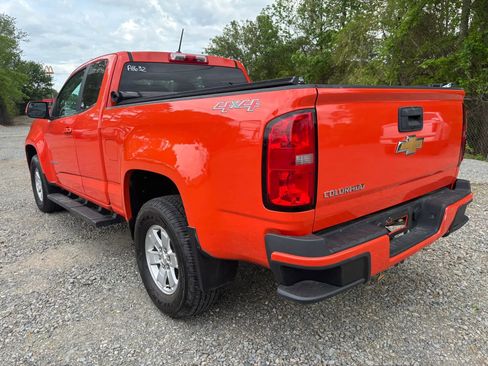 Used 2020 Chevrolet Colorado W/T w/ WT Convenience Package image 11