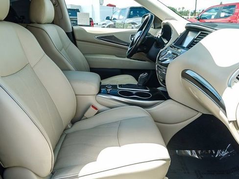 Used 2019 INFINITI QX60 Luxe w/ Essential Package FWD image 20
