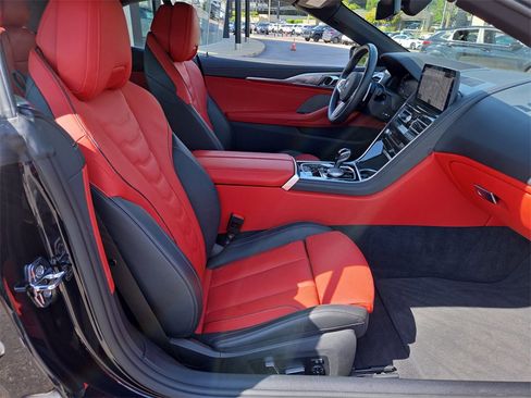 Used 2025 BMW M850i xDrive Convertible image 15