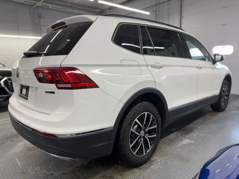 Used 2021 Volkswagen Tiguan SE image 8