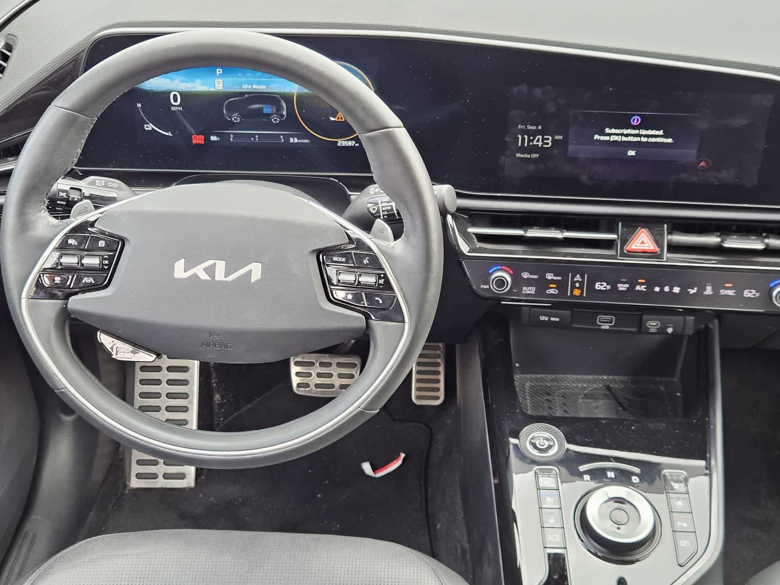 Certified 2023 Kia Niro Wave w/ Wave Preserve Package FWD image 25