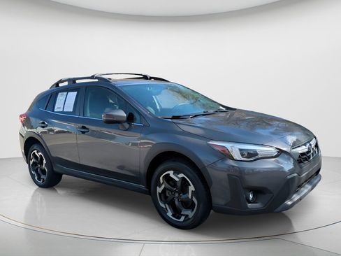 Used 2022 Subaru Crosstrek 2.5i Limited w/ Moonroof Package 2 image 3
