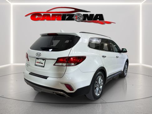Used 2017 Hyundai Santa Fe SE w/ SE Premium Package 02 FWD image 6