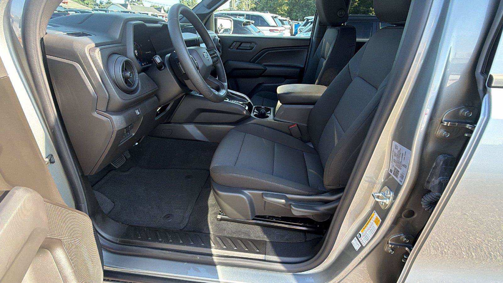 New 2026 Chevrolet Colorado Trail Boss AWD/4WD image 16