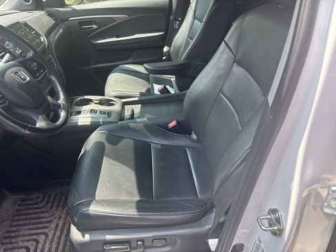 Used 2021 Honda Pilot Special Edition image 9