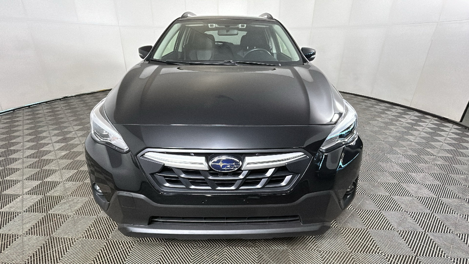 Used 2023 Subaru Crosstrek 2.5i Limited AWD/4WD image 10