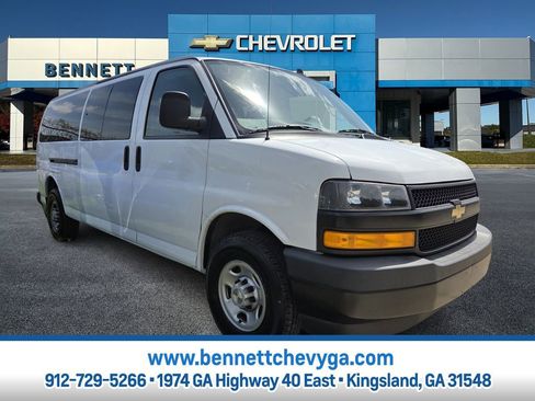 Used 2022 Chevrolet Express 3500 LS image 1
