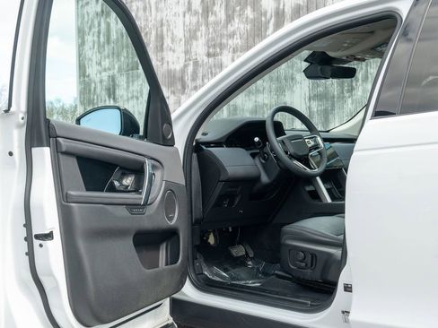 New 2024 Land Rover Discovery Sport S image 10