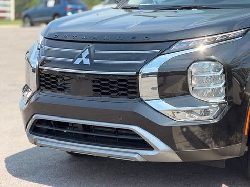 New 2026 Mitsubishi Outlander SE FWD image 5