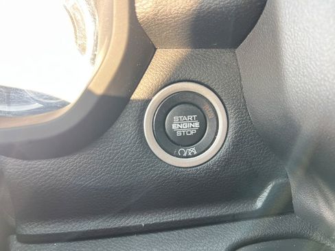 Used 2024 RAM 2500 Big Horn w/ Bed Utility Group image 31