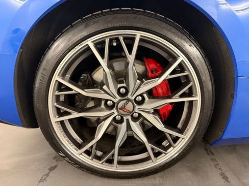 Used 2023 Chevrolet Corvette Stingray w/ Z51 Performance Package image 11