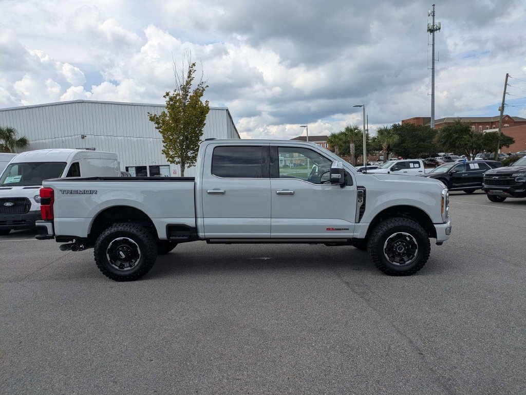 New 2026 Ford F250 Platinum w/ Platinum Plus Package AWD/4WD image 3