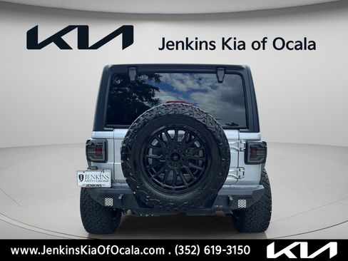 Used 2022 Jeep Wrangler Unlimited Sport AWD/4WD image 4