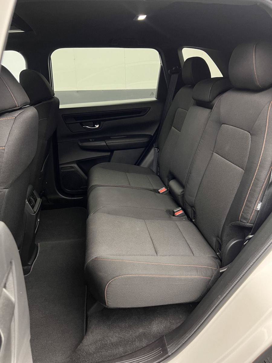Used 2026 Honda CR-V Sport image 32