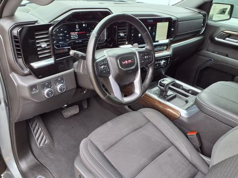 Certified 2023 GMC Sierra 1500 Elevation AWD/4WD image 4