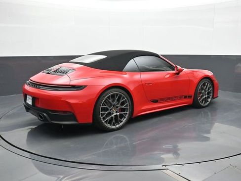 Certified 2025 Porsche 911 Carrera RWD image 19