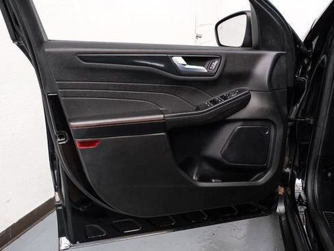 Used 2023 Ford Escape ST-Line image 33