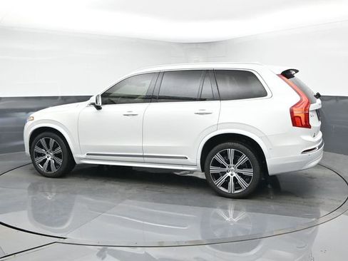Used 2023 Volvo XC90 B6 Ultimate w/ Lounge Package image 5