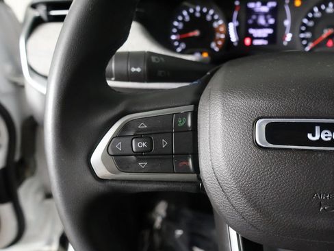 Used 2022 Jeep Compass Latitude AWD/4WD image 37