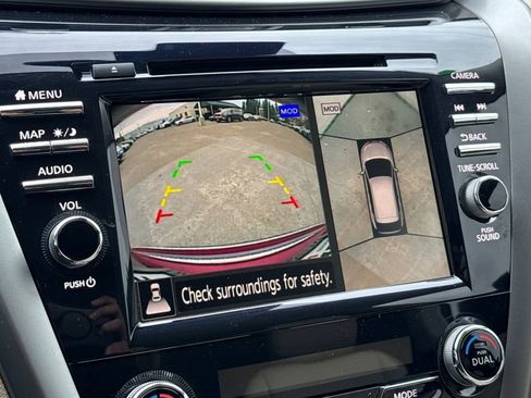 Used 2024 Nissan Murano SL image 18