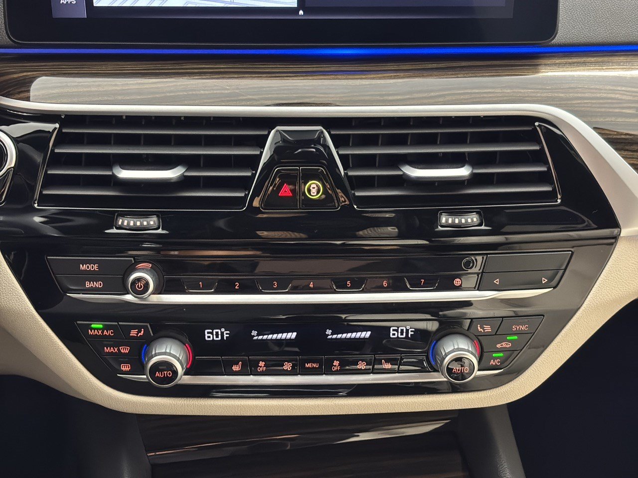 Used 2023 BMW 530i w/ Premium Package RWD image 22