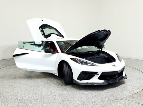 Used 2025 Chevrolet Corvette 3LT w/ Z51 Performance Package image 14