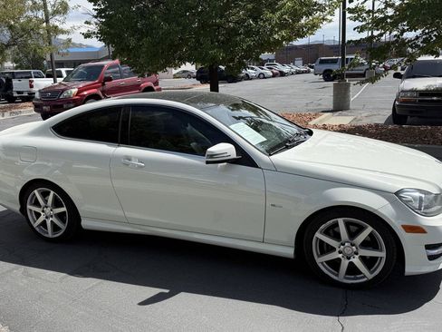 Used 2012 Mercedes-Benz C 350 Coupe image 3