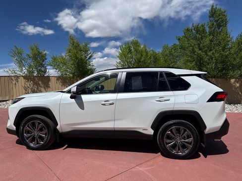 Used 2025 Toyota RAV4 XLE Premium w/ Weather Package AWD/4WD image 5