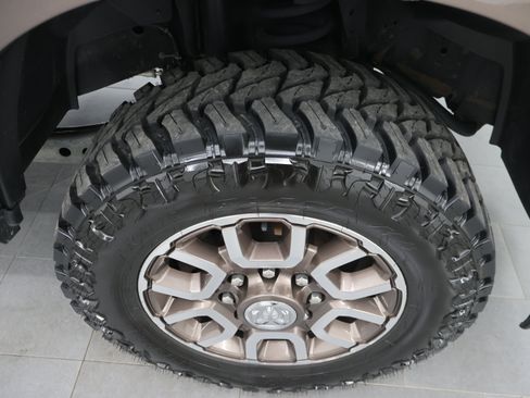 Used 2019 RAM 2500 Limited AWD/4WD image 3