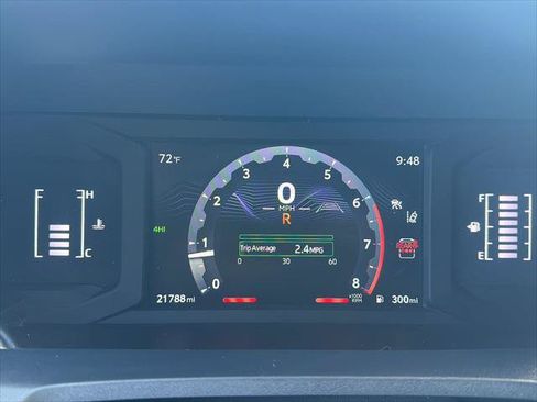 Certified 2025 Toyota 4Runner SR5 AWD/4WD image 25