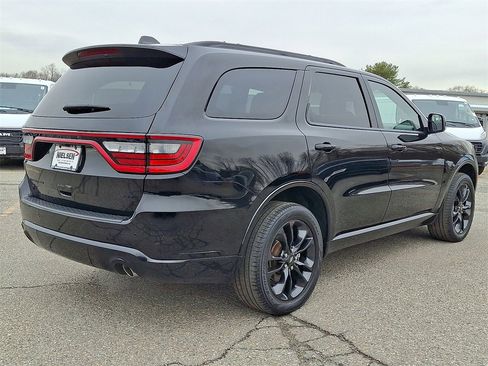 Used 2022 Dodge Durango GT image 25