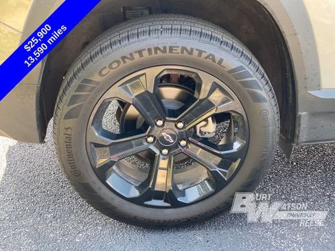 Used 2025 Chevrolet Equinox LT w/ Convenience Package II FWD image 15