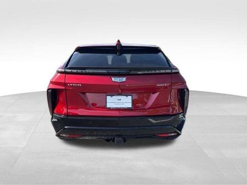 New 2025 Cadillac Lyriq Sport image 4