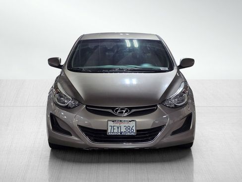 Used 2014 Hyundai Elantra SE FWD image 2