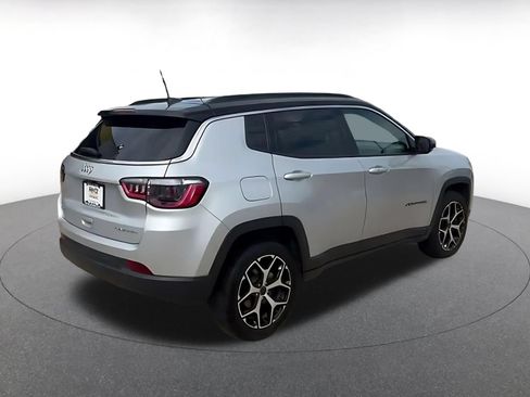 Used 2025 Jeep Compass Limited AWD/4WD image 14