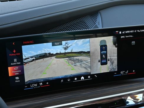 New 2026 BMW 740i image 16